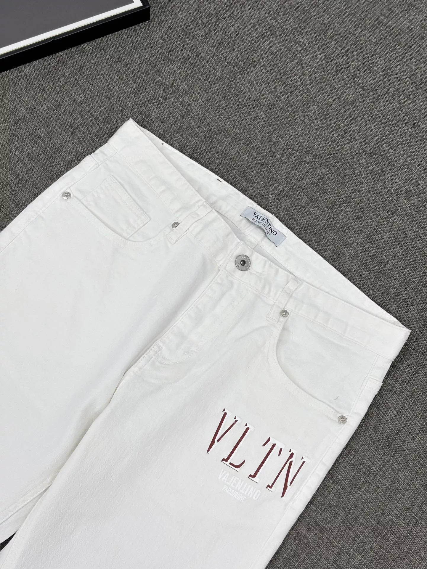 BestValue 6348 Valentino Jeans For Men