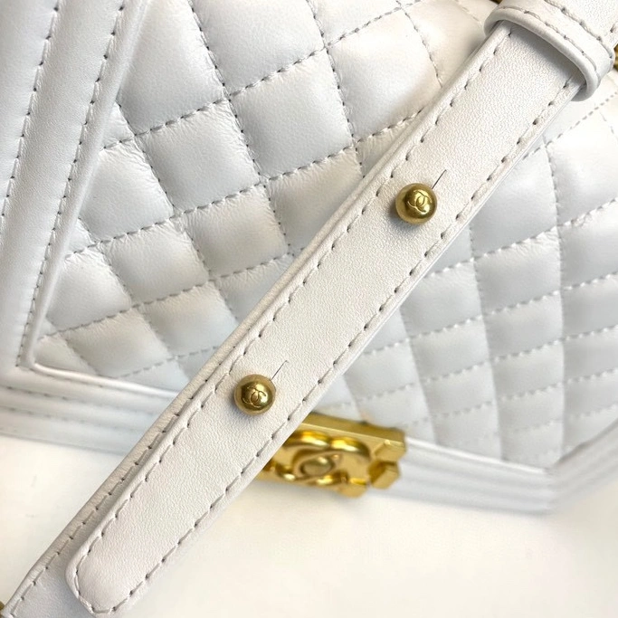 BestValue 6360 Chanel AAA Quality Messenger Bags For Women