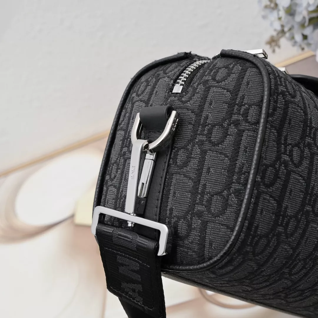 BestValue 6387 Christian Dior AAA Man Messenger Bags