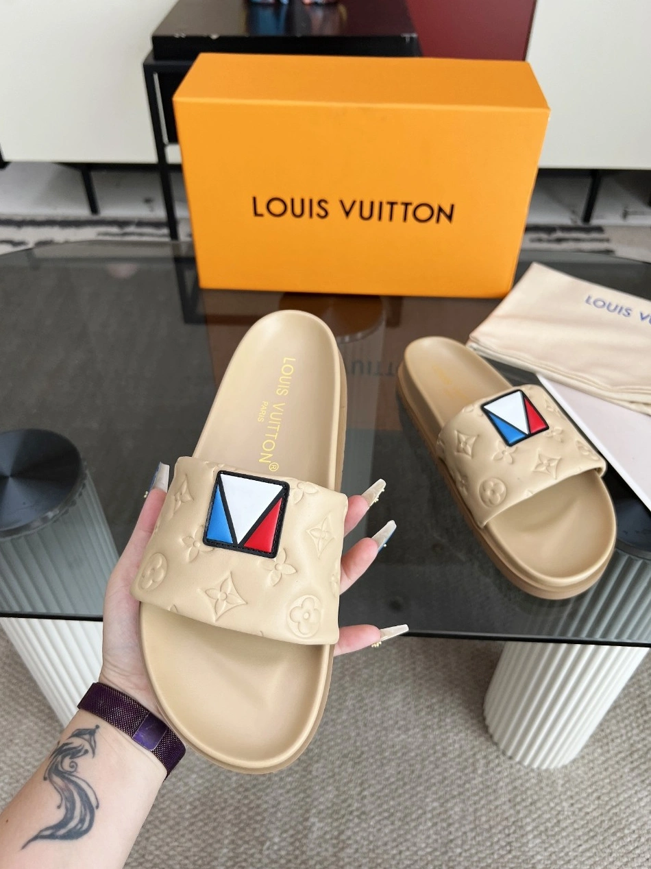 BestValue 6702 Louis Vuitton Slippers For Women