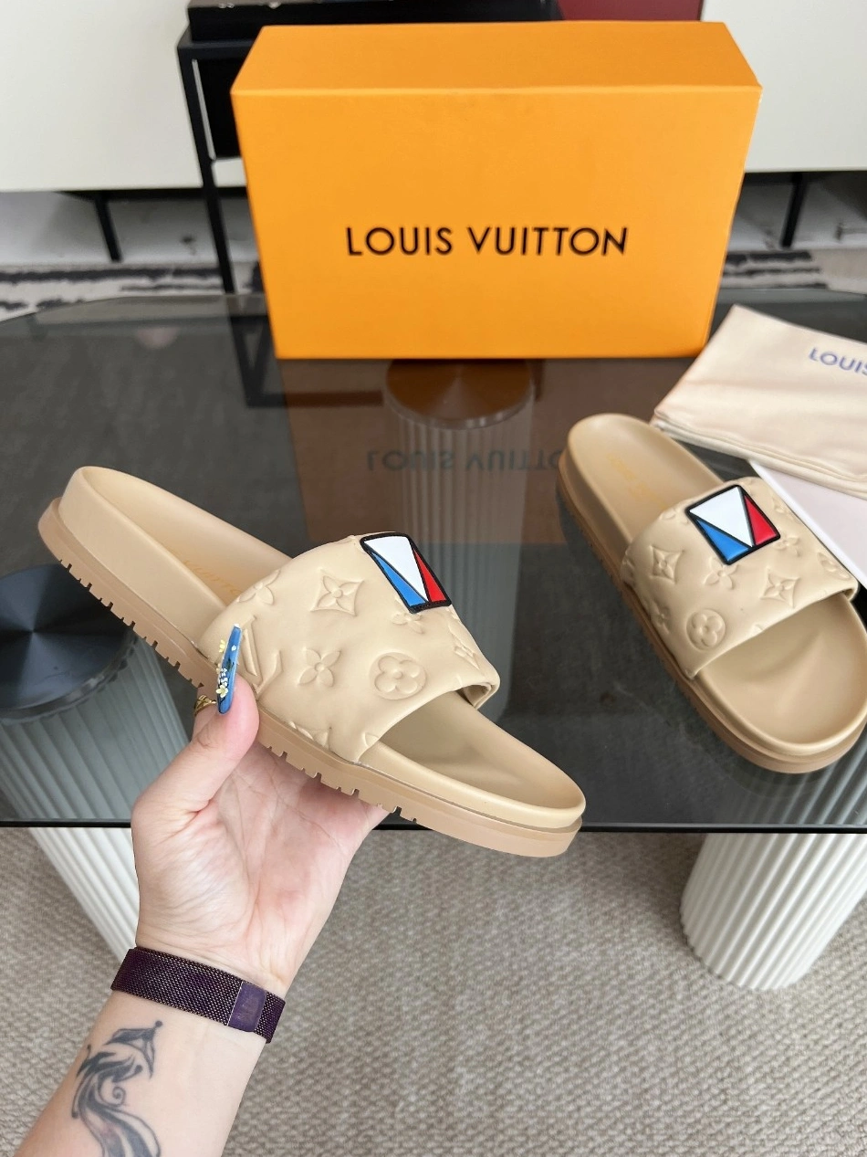 BestValue 6702 Louis Vuitton Slippers For Women