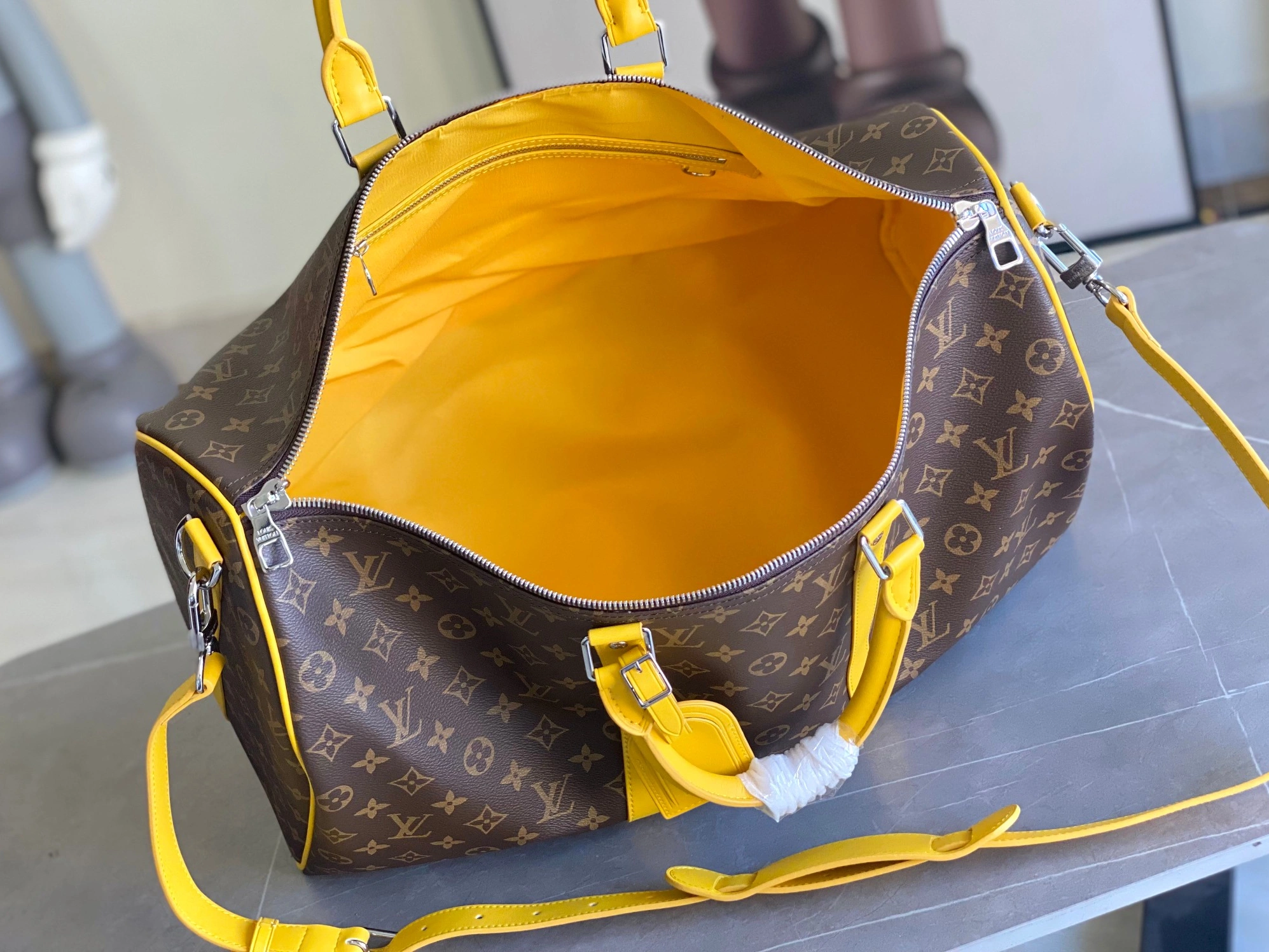 BestValue 6805 Louis Vuitton Travel Bags