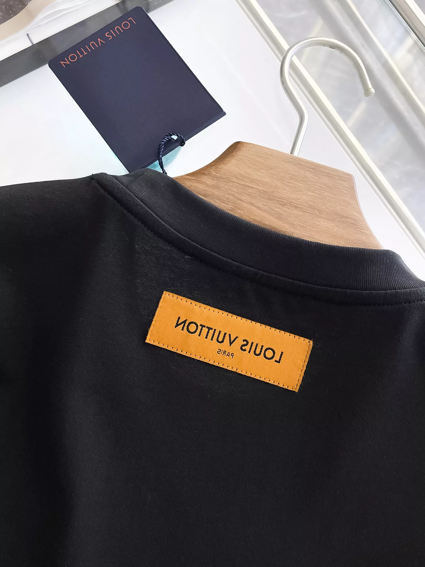 BestValue 7132 Louis Vuitton LV T-Shirts Short Sleeved For Men