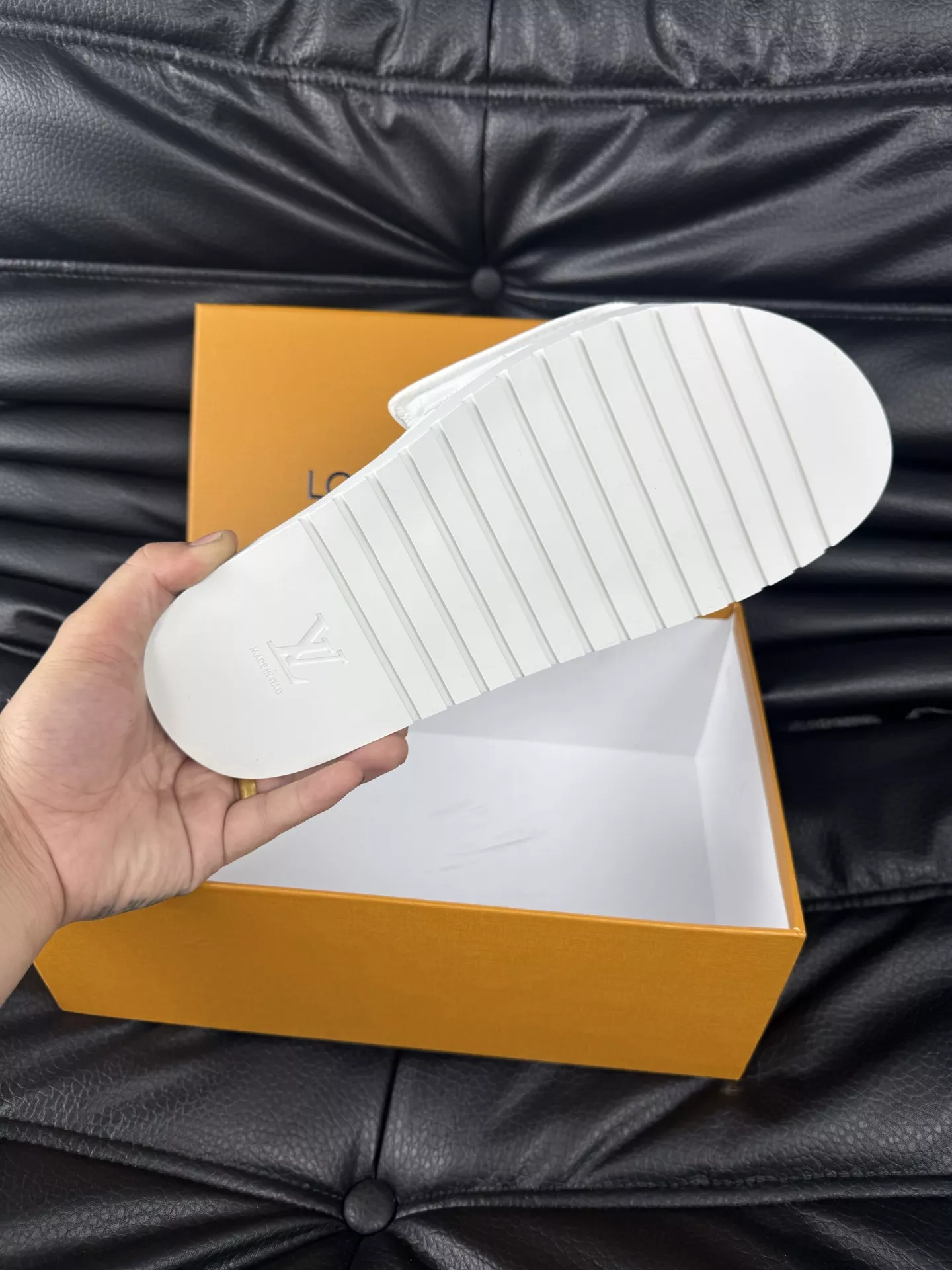 BestValue 7467 Louis Vuitton Slippers For Men