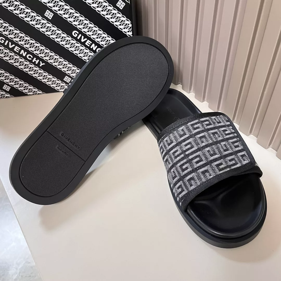 BestValue 7576 Givenchy Slippers For Men