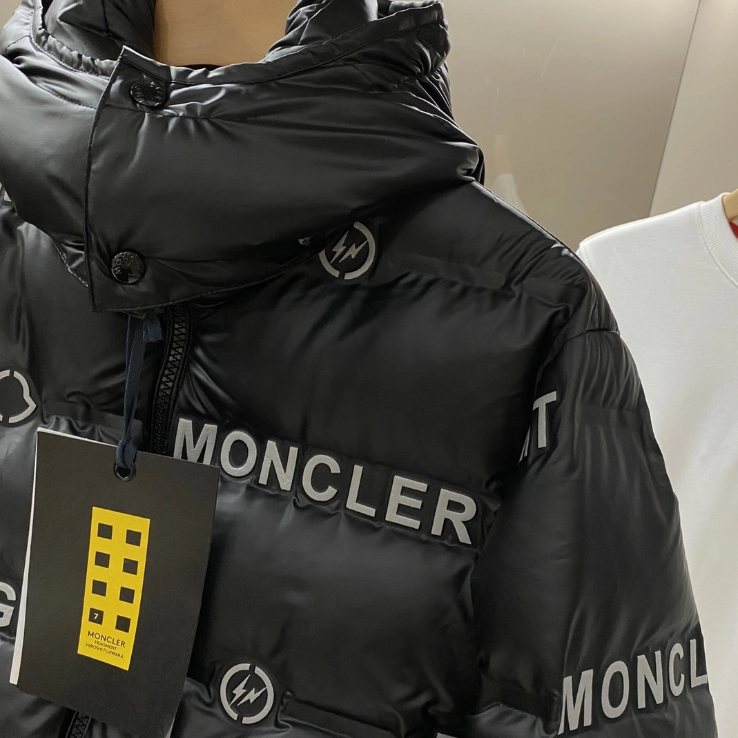 BestValue 7578 Moncler Down Feather Coat Long Sleeved For Unisex