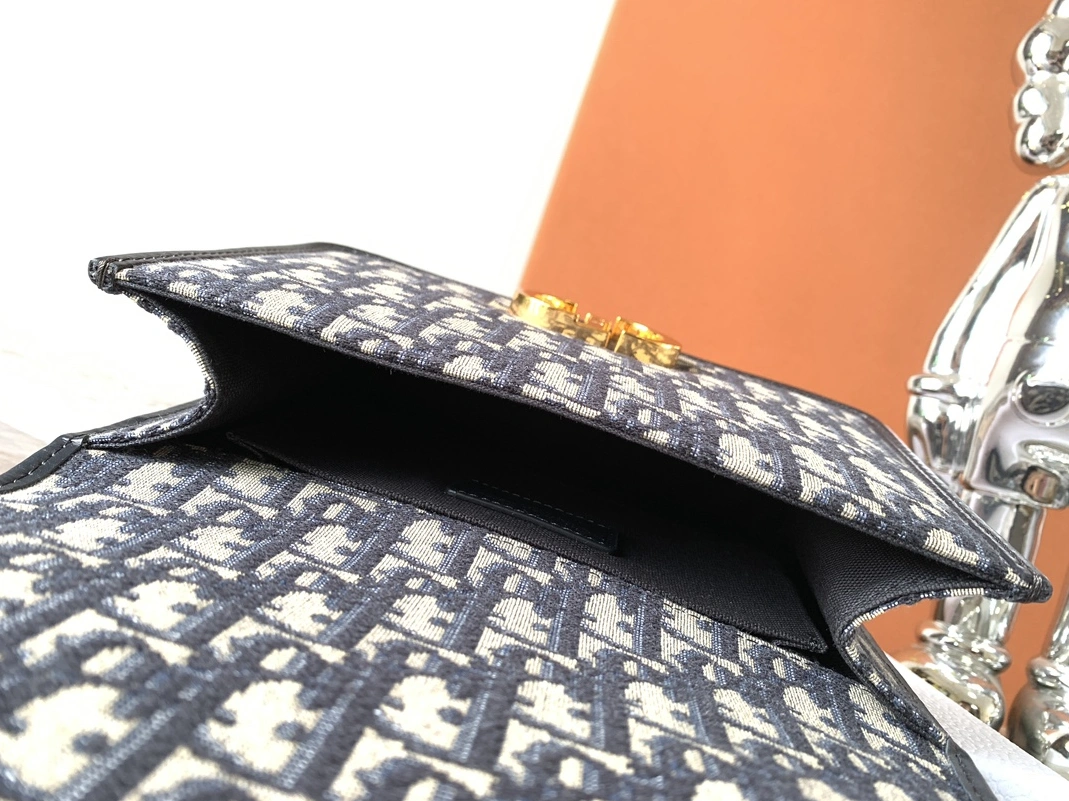 BestValue 7669 Christian Dior AAA Quality Messenger Bags For Women