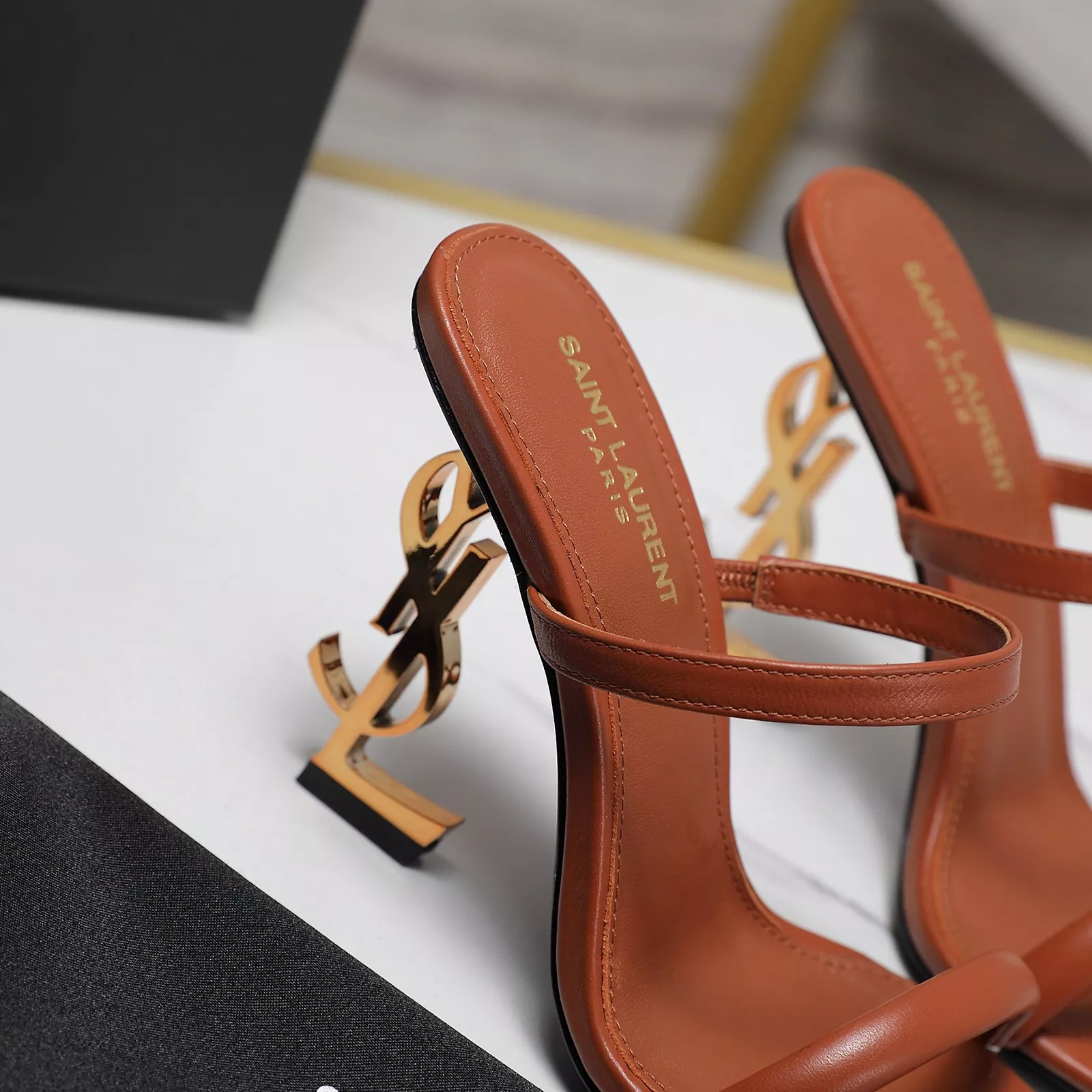 BestValue 7826 Yves Saint Laurent YSL Sandal For Women