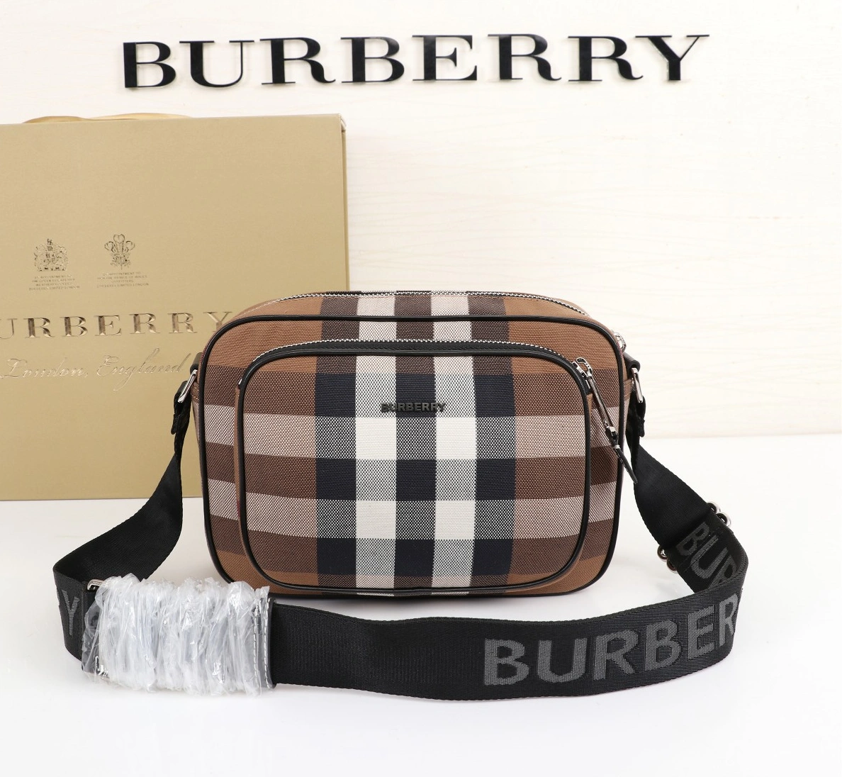 BestValue 7847 Burberry AAA Man Messenger Bags