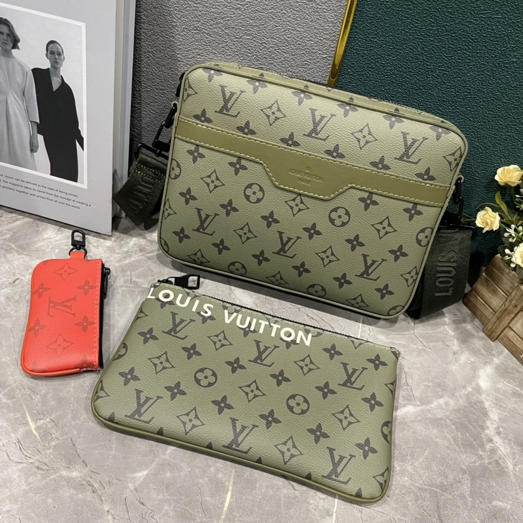 BestValue 7967 Louis Vuitton AAA Man Messenger Bags