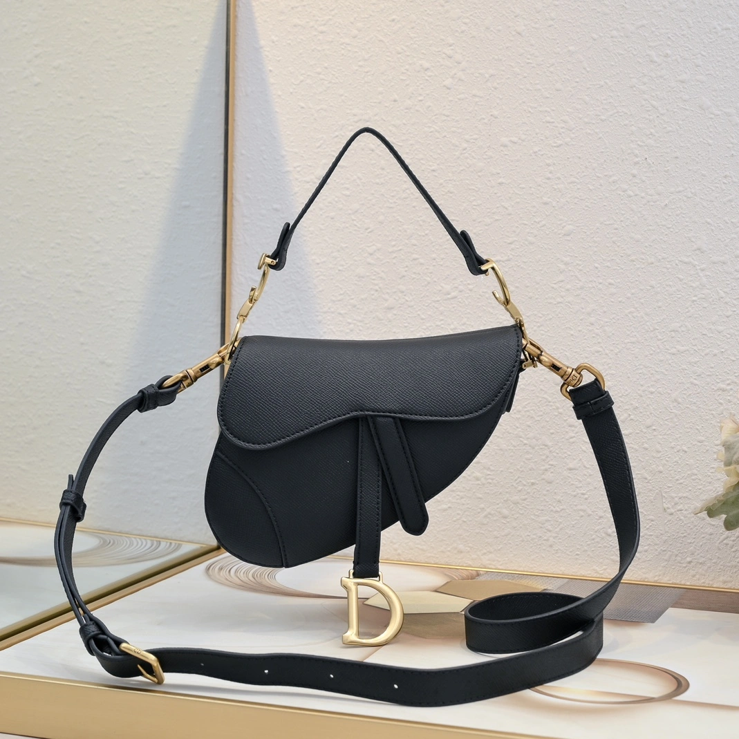 BestValue 8187 Christian Dior AAA Quality Messenger Bags For Women