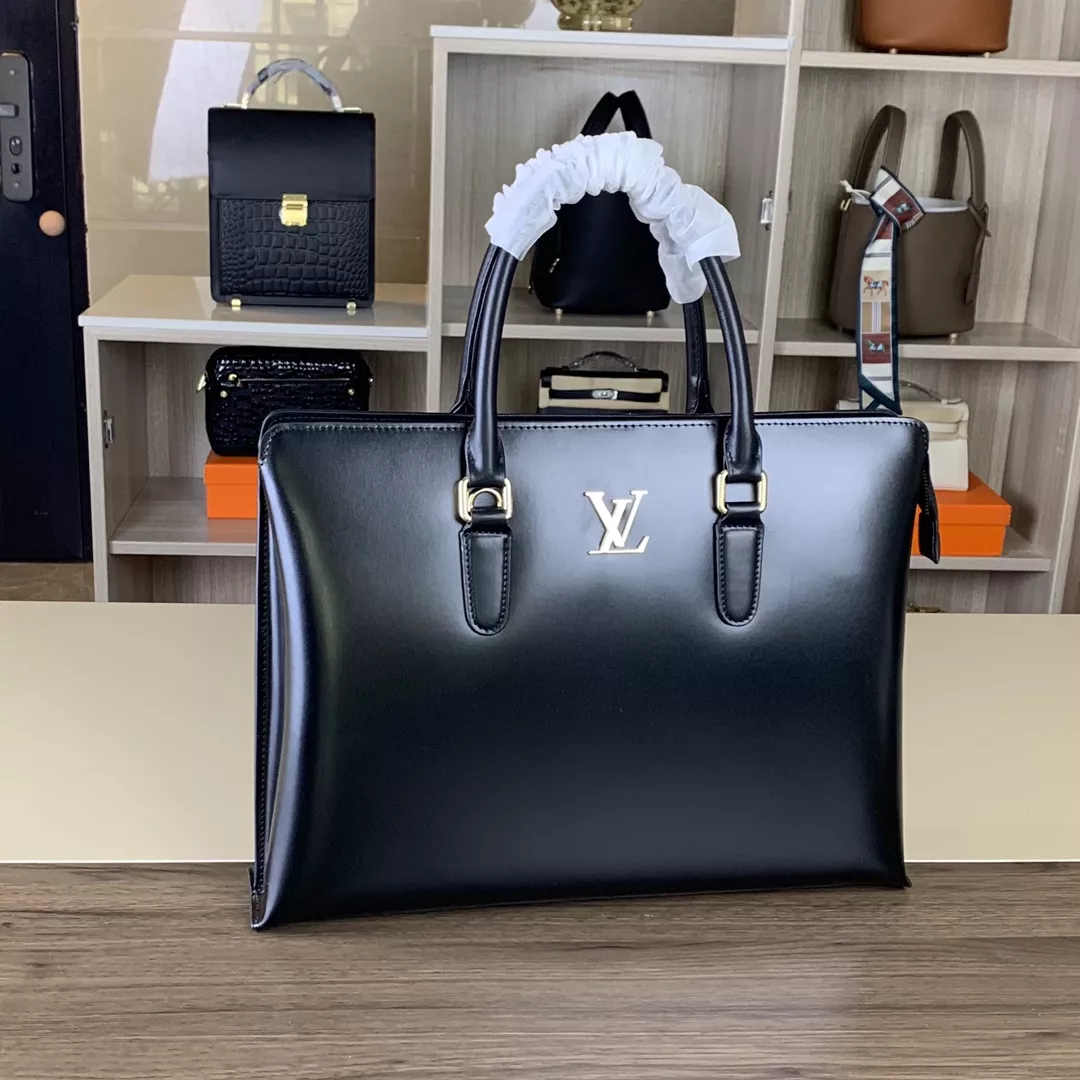 BestValue 8318 Louis Vuitton AAA Man Handbags