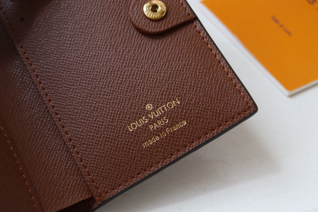 BestValue 8667 Louis Vuitton AAA Quality Card Case In Brown
