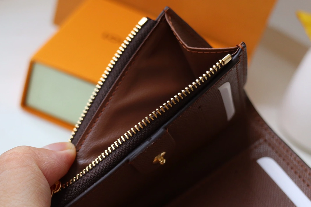 BestValue 8667 Louis Vuitton AAA Quality Card Case In Brown