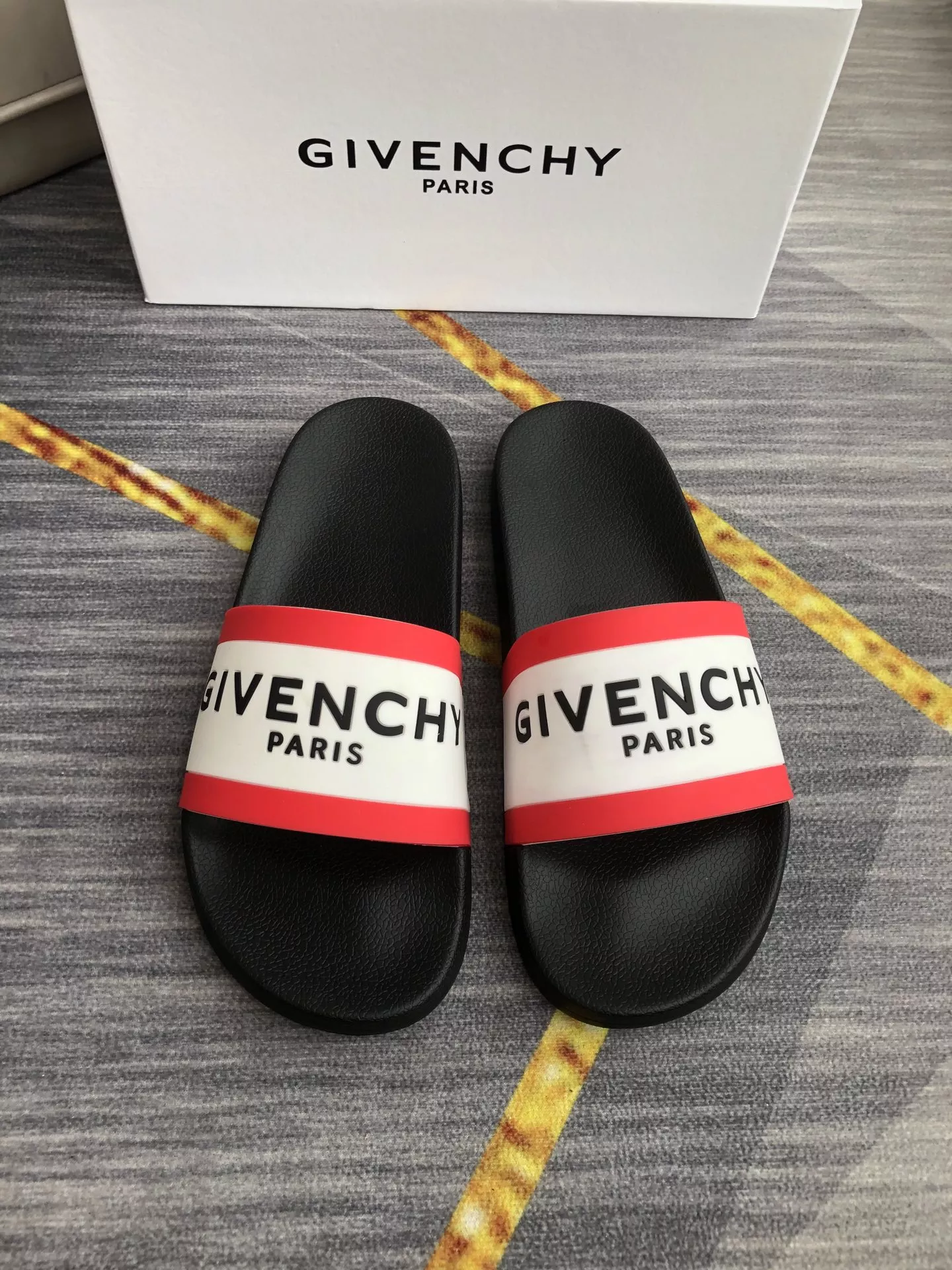 BestValue 8698 Givenchy Slippers For Men