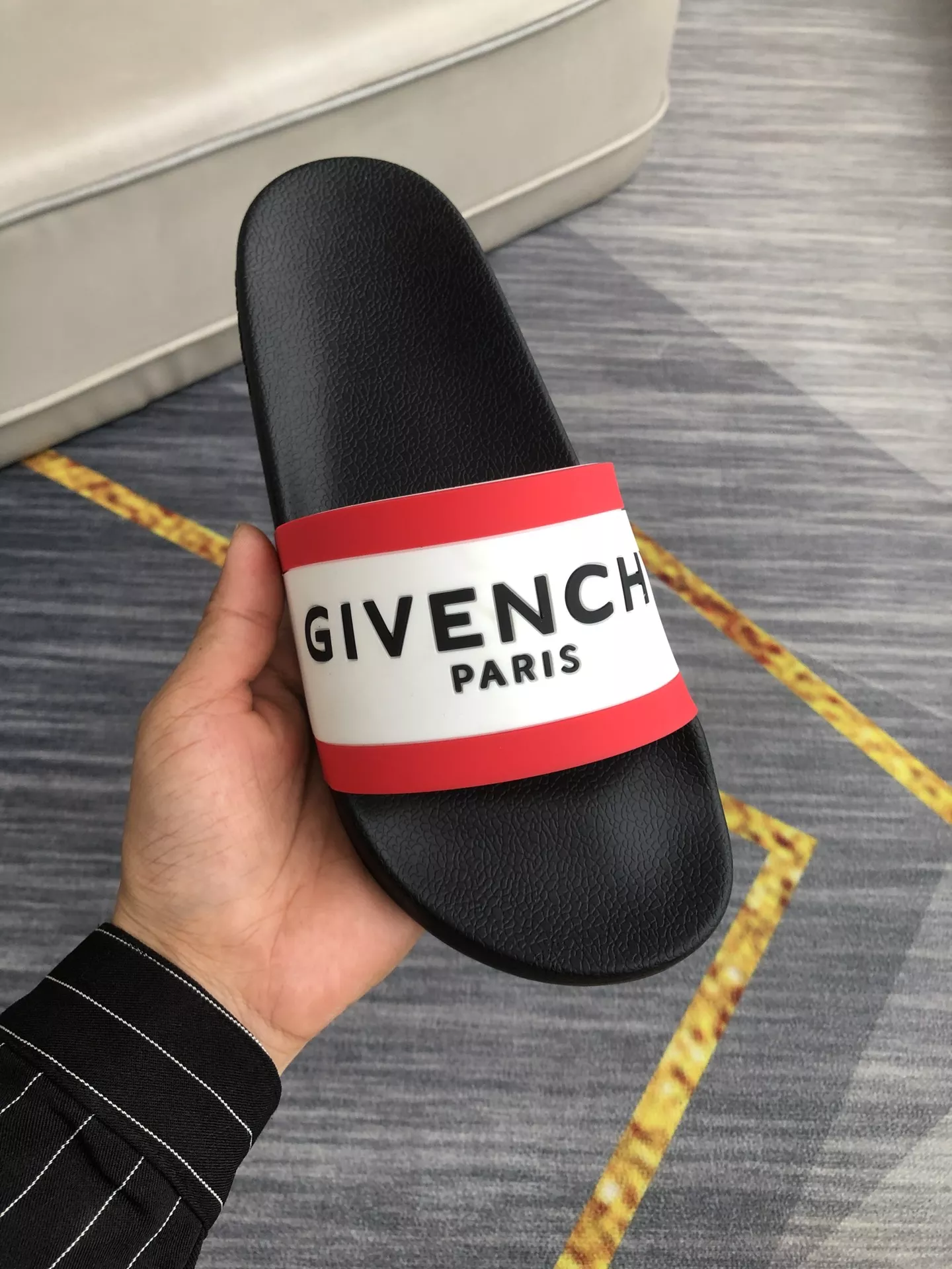 BestValue 8698 Givenchy Slippers For Men