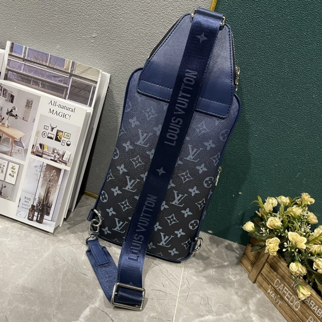 BestValue 8748 Louis Vuitton AAA Man Messenger Bags