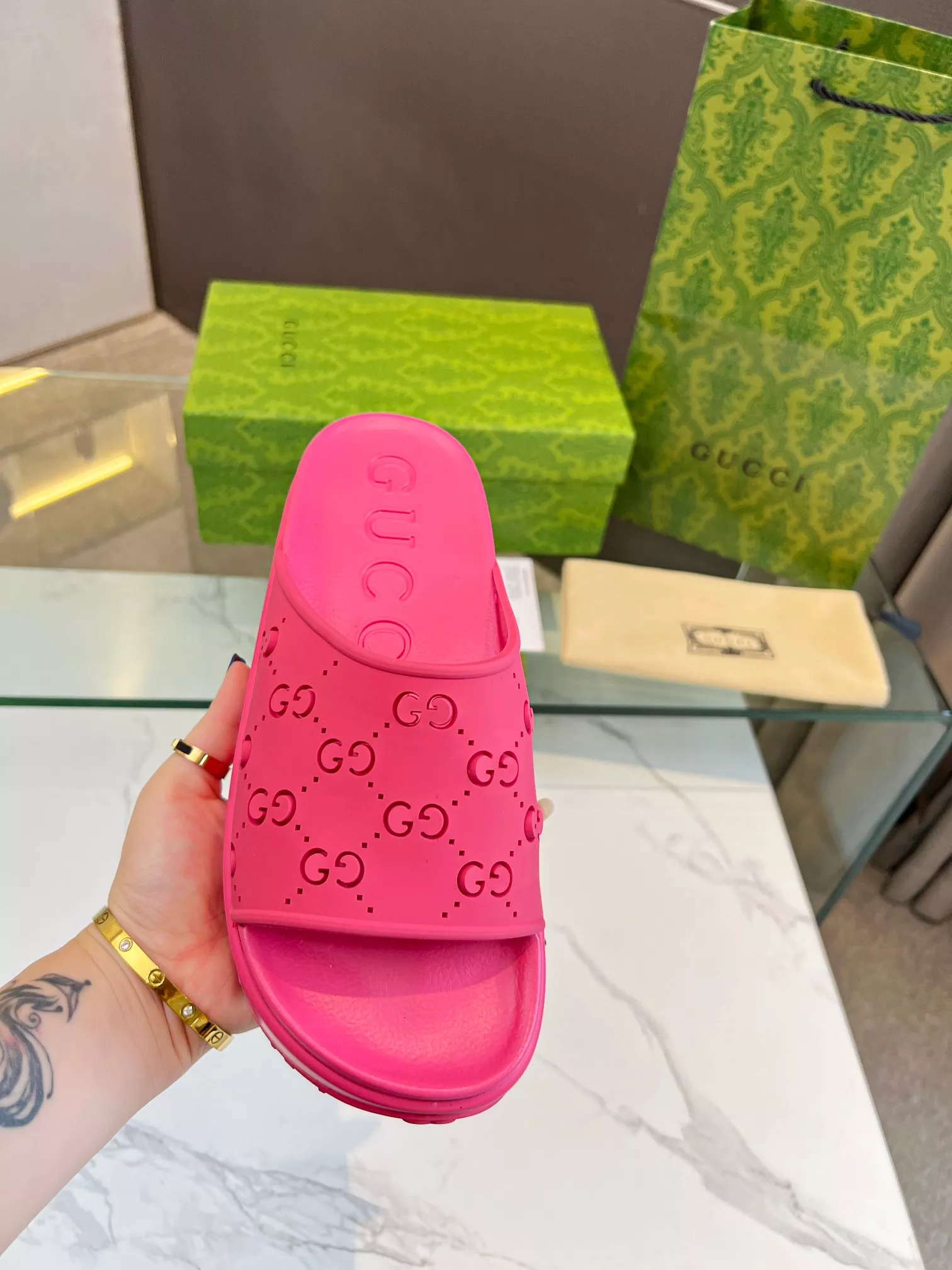 BestValue 8915 Gucci Slippers For Women