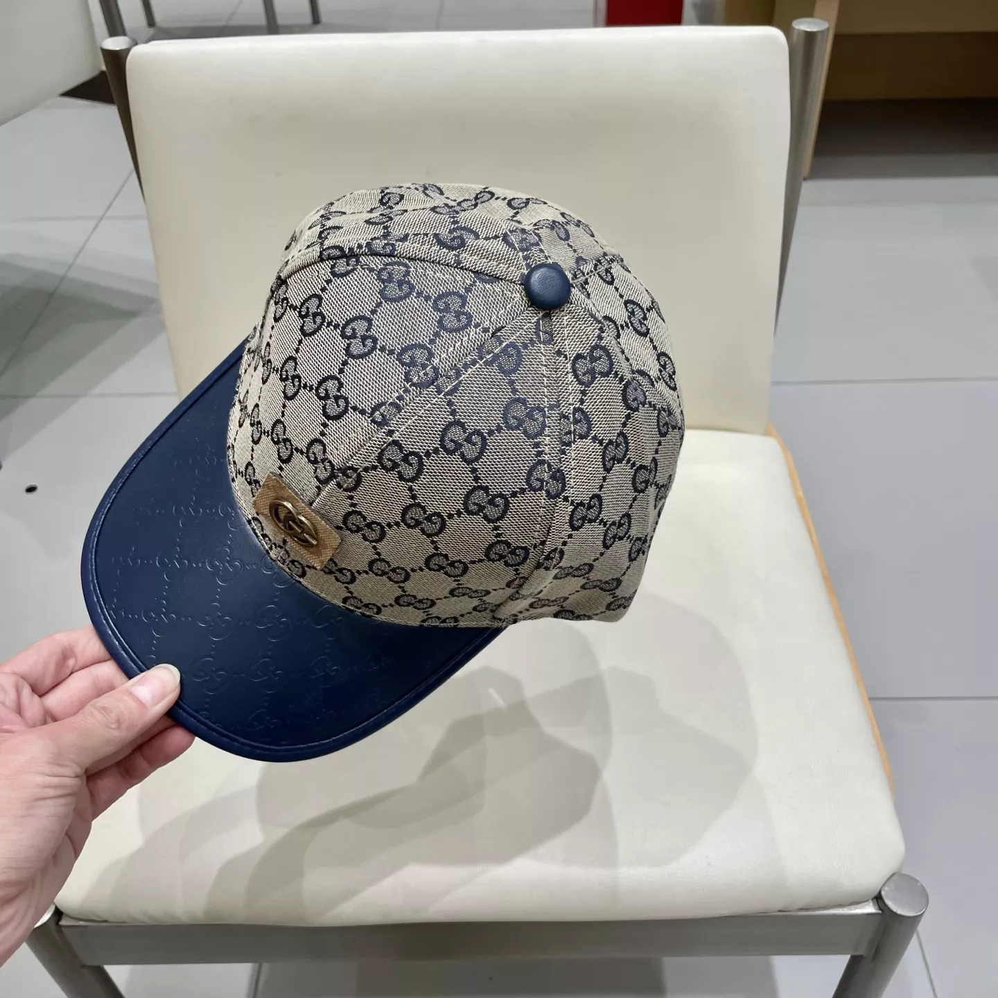 BestValue 8953 Gucci Caps