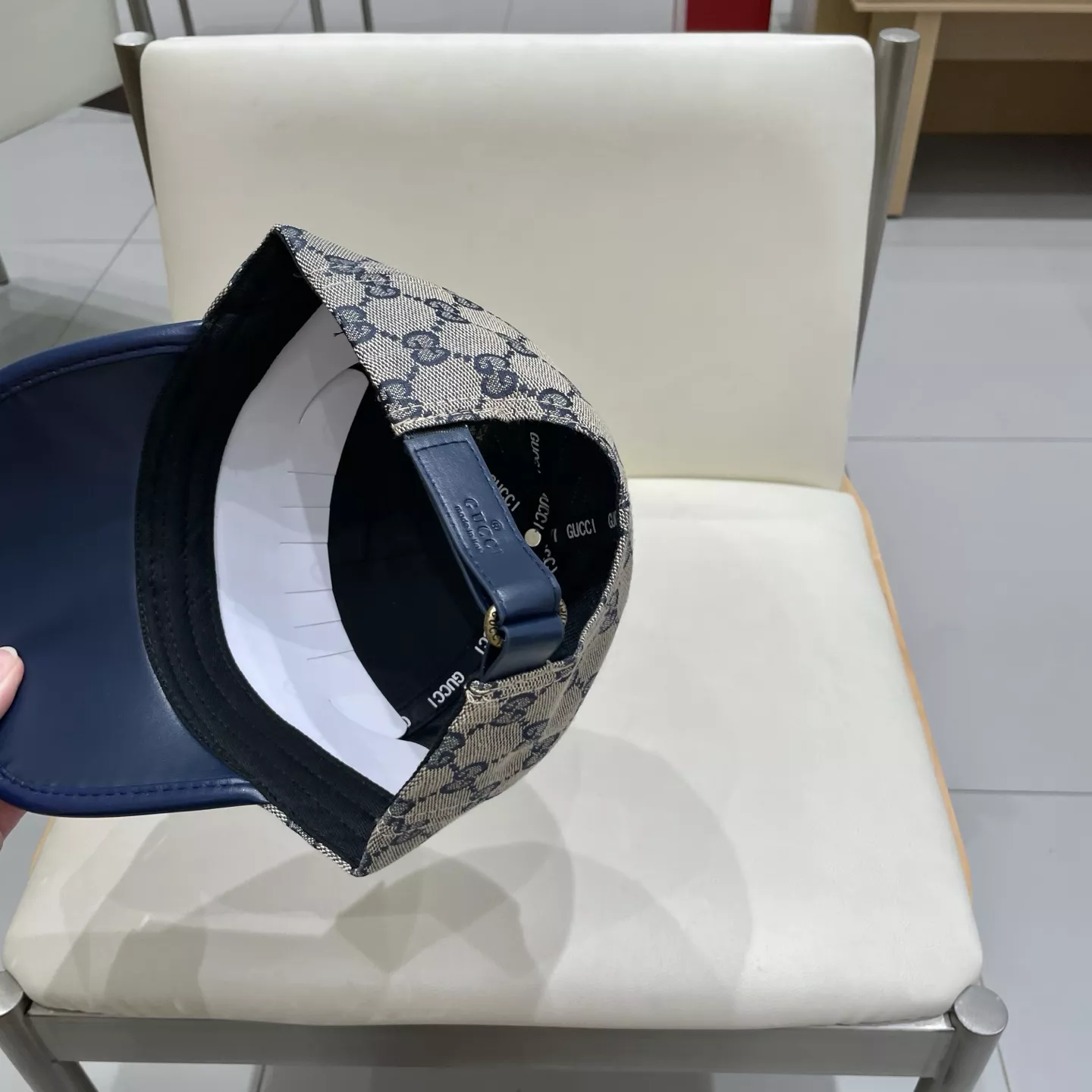 BestValue 8953 Gucci Caps