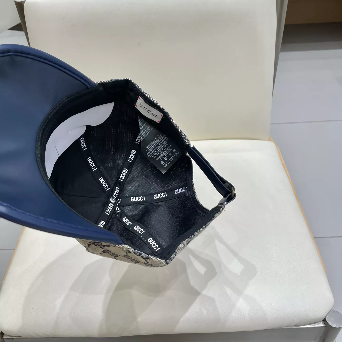 BestValue 8953 Gucci Caps