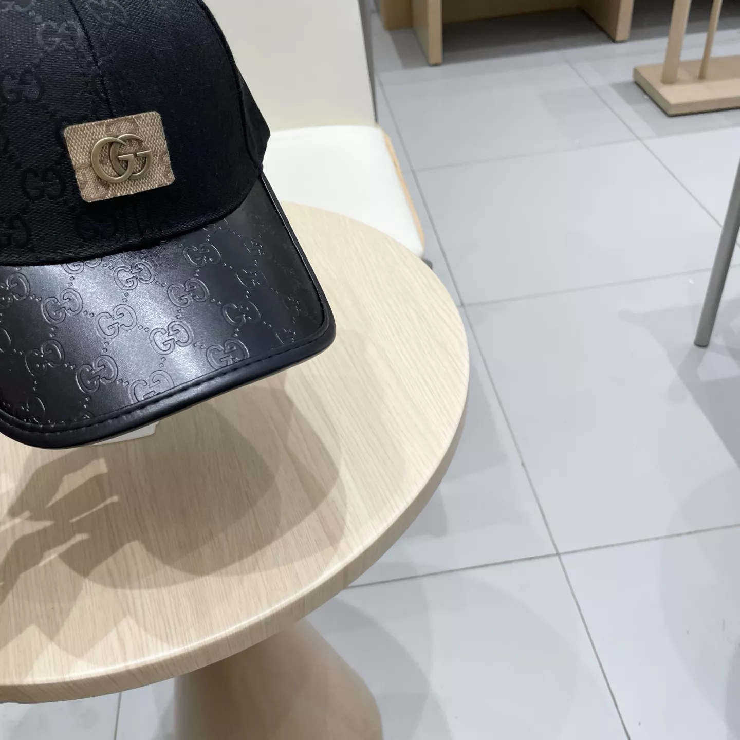 BestValue 9118 Gucci Caps