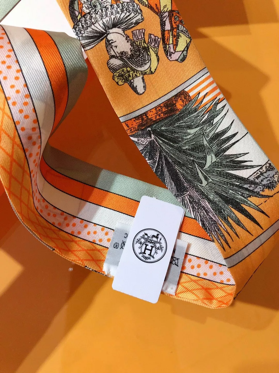BestValue 9334 Hermes Silk Scarf