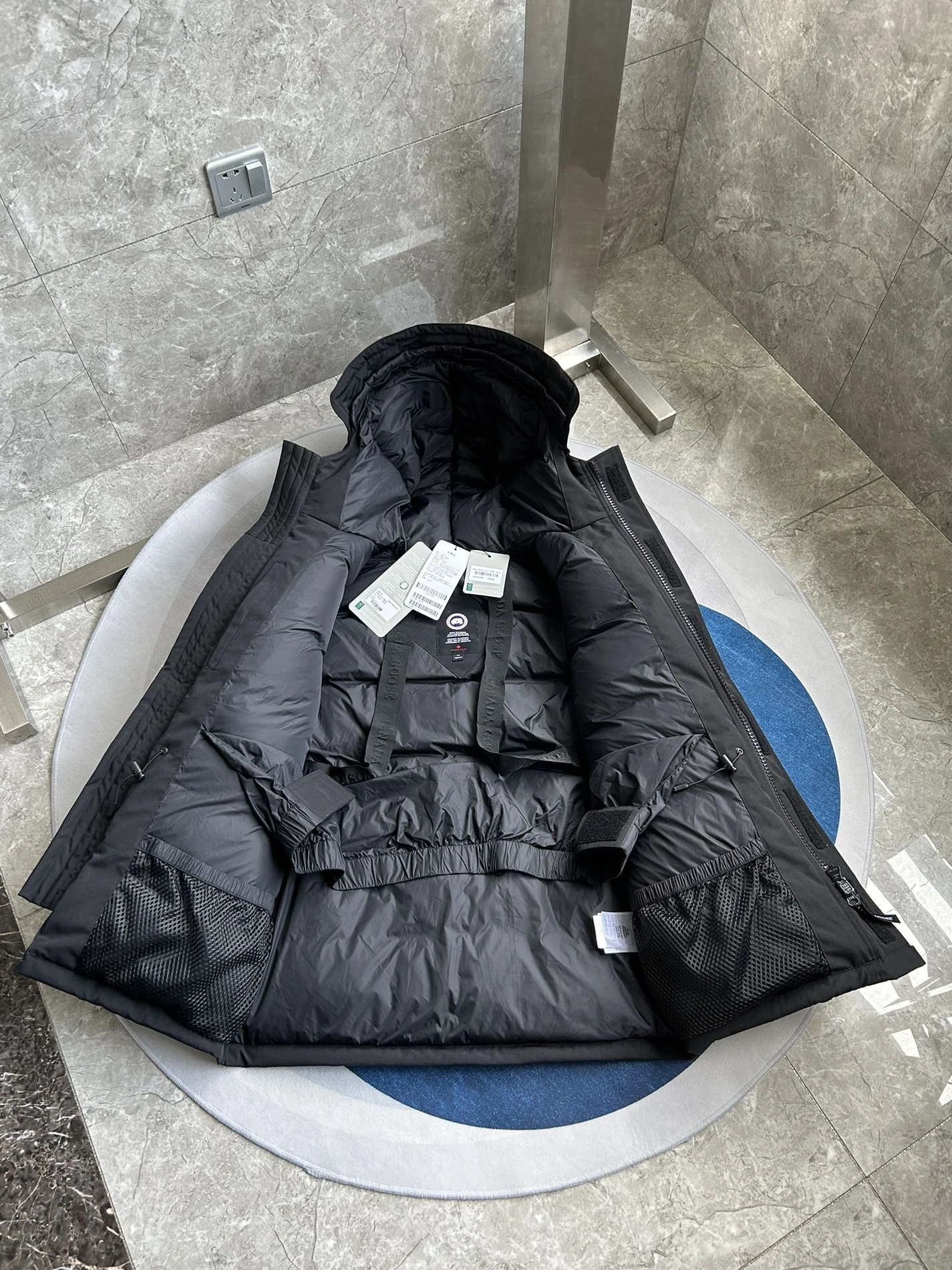 BestValue 9525 Canada Goose Down Feather Coat Long Sleeved For Men