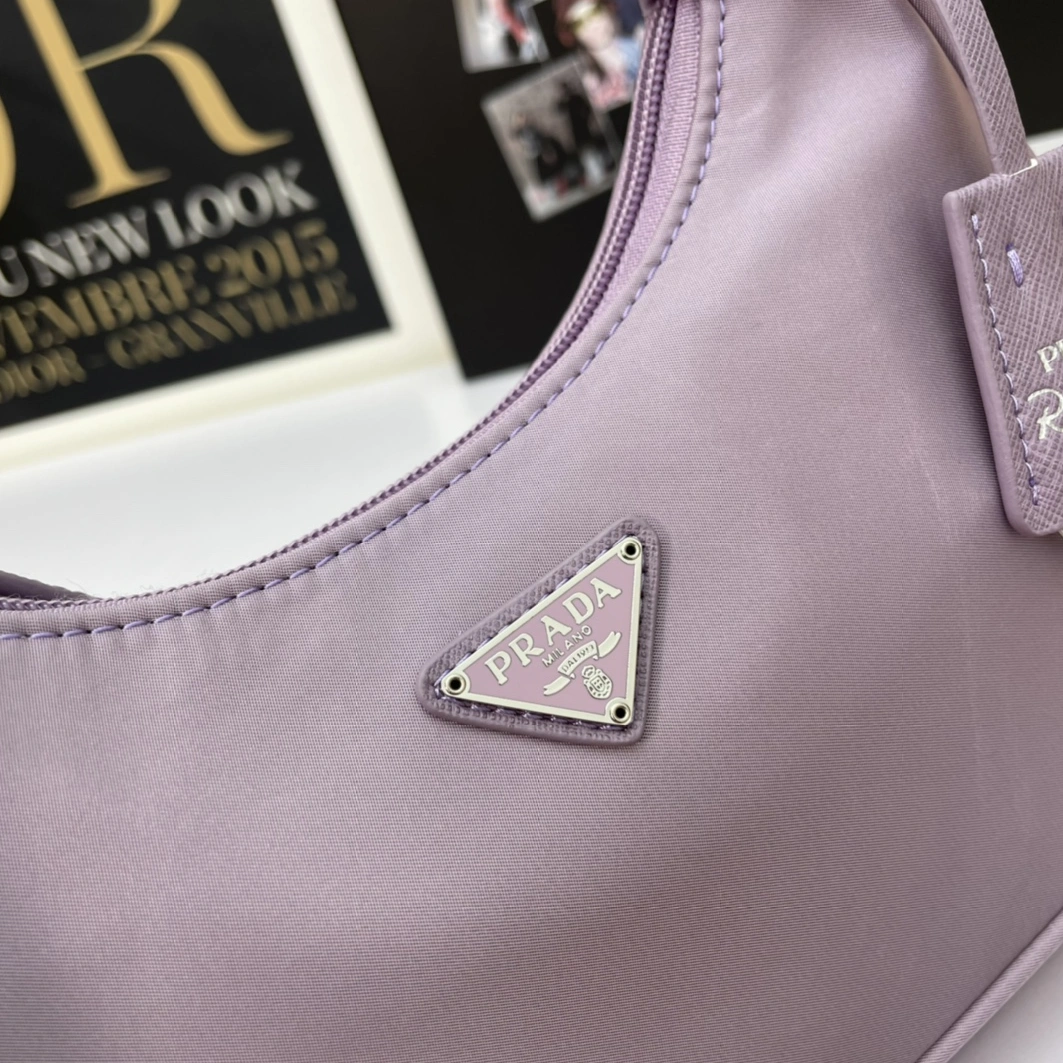 BestValue 9764 Prada AAA Quality Shoulder Bags For Women