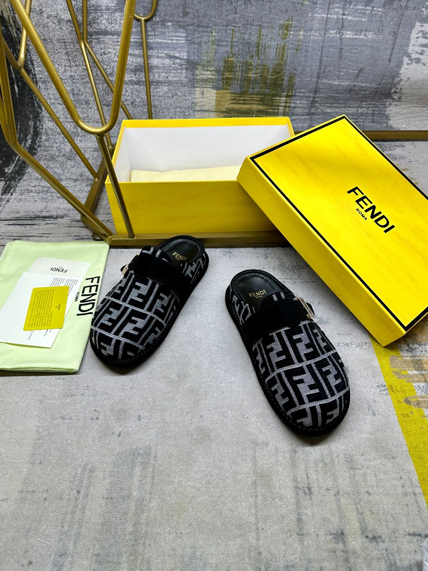 BestValue 9825 Fendi Slippers For Women
