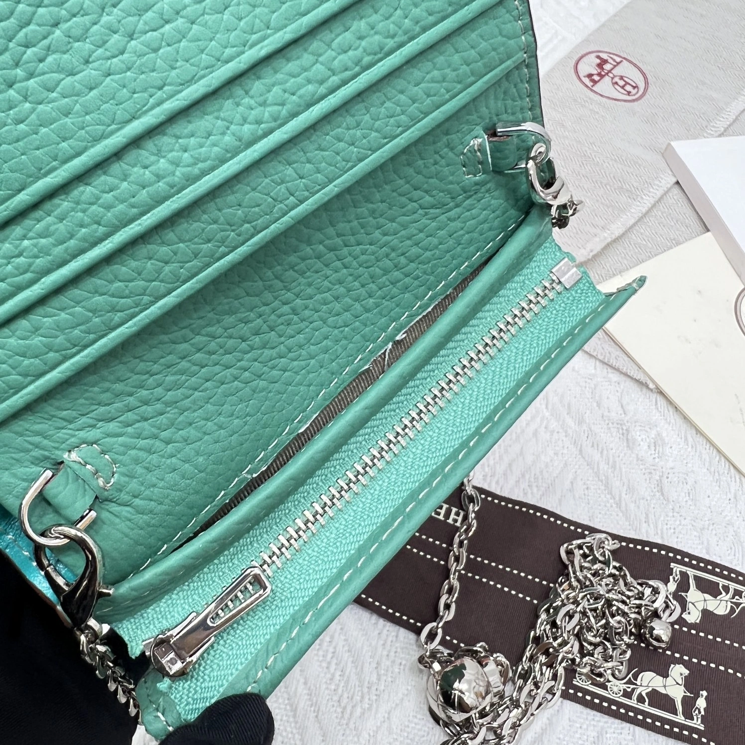 Bold 1074 Hermes AAA Quality Wallets