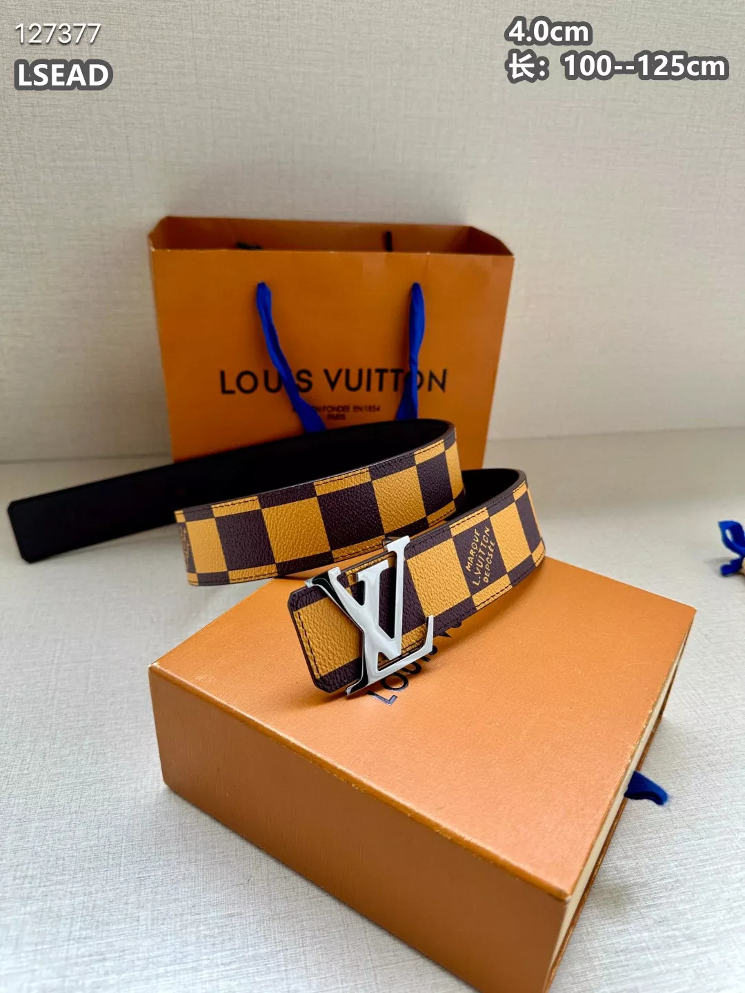 Bold 1221 Louis Vuitton AAA Quality Belts For Men