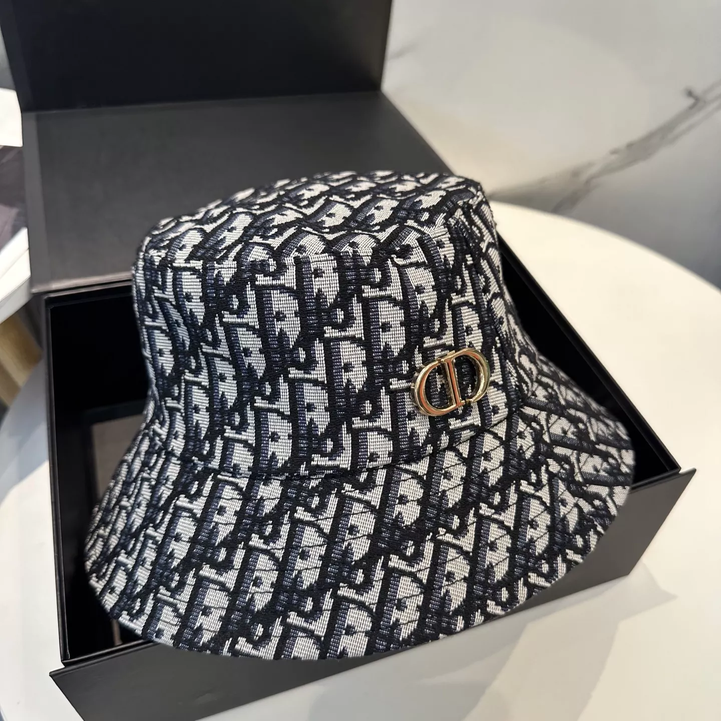Bold 1277 Christian Dior Caps