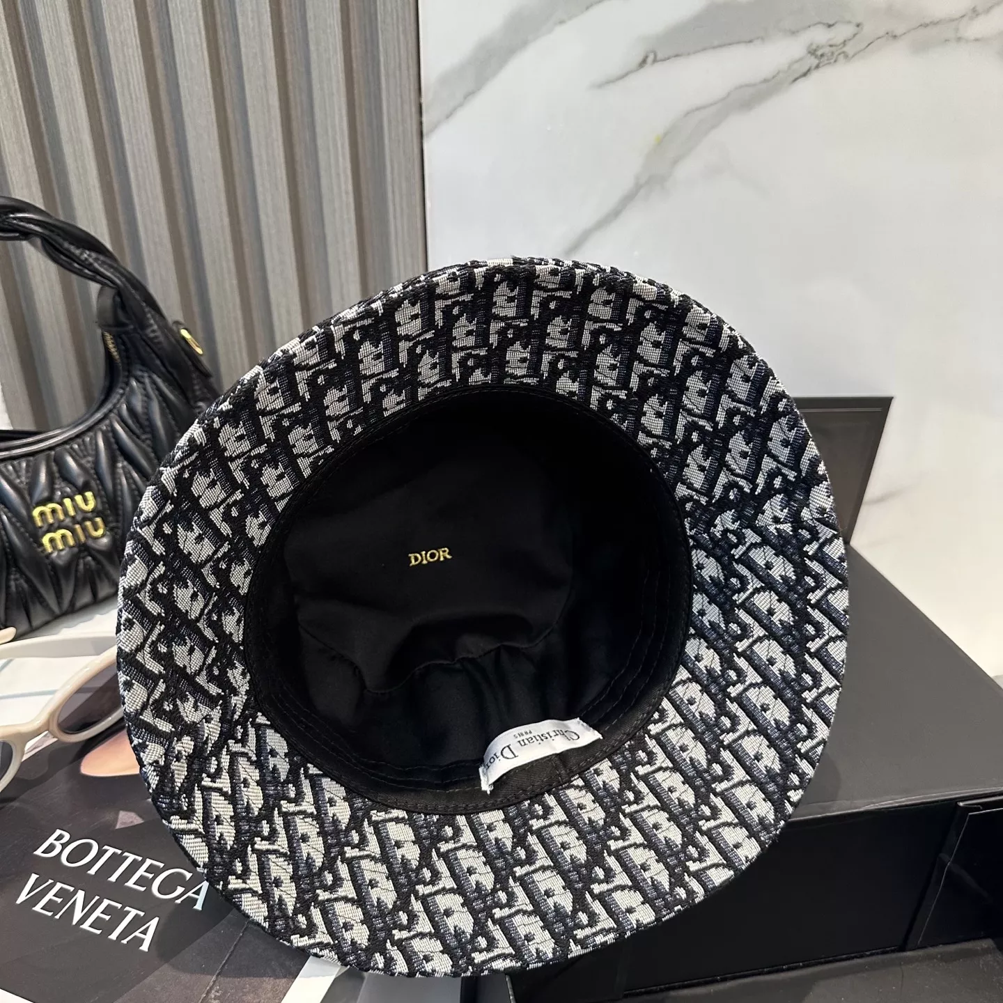 Bold 1277 Christian Dior Caps