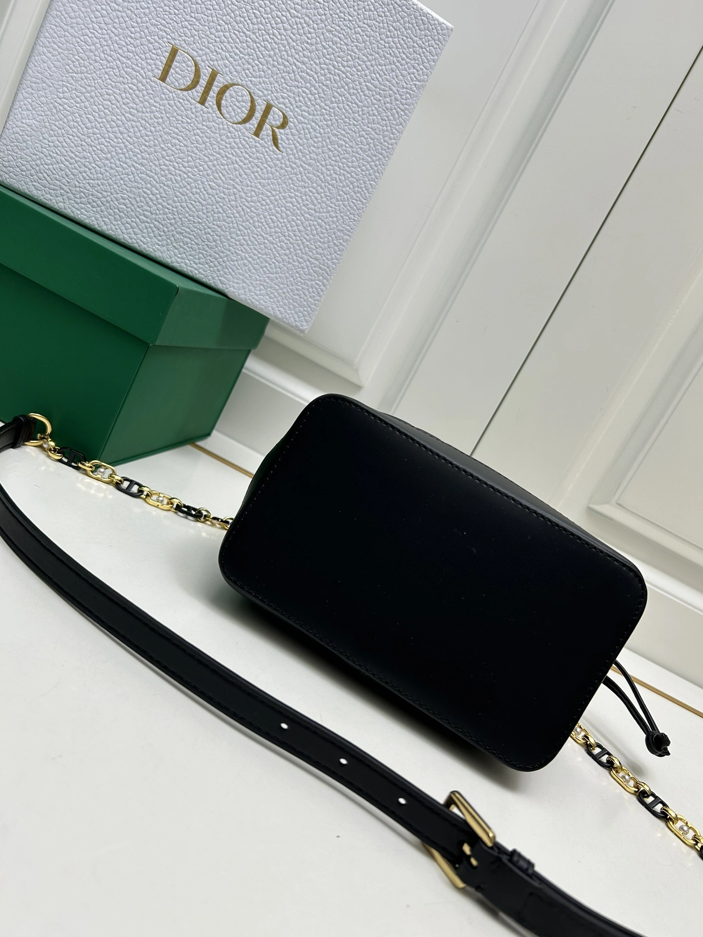 Bold 1330 Christian Dior AAA Quality Messenger Bags For Women