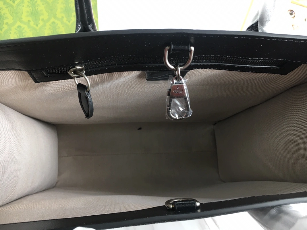 Bold 151 Gucci AAA Quality Tote-Handbags For Unisex