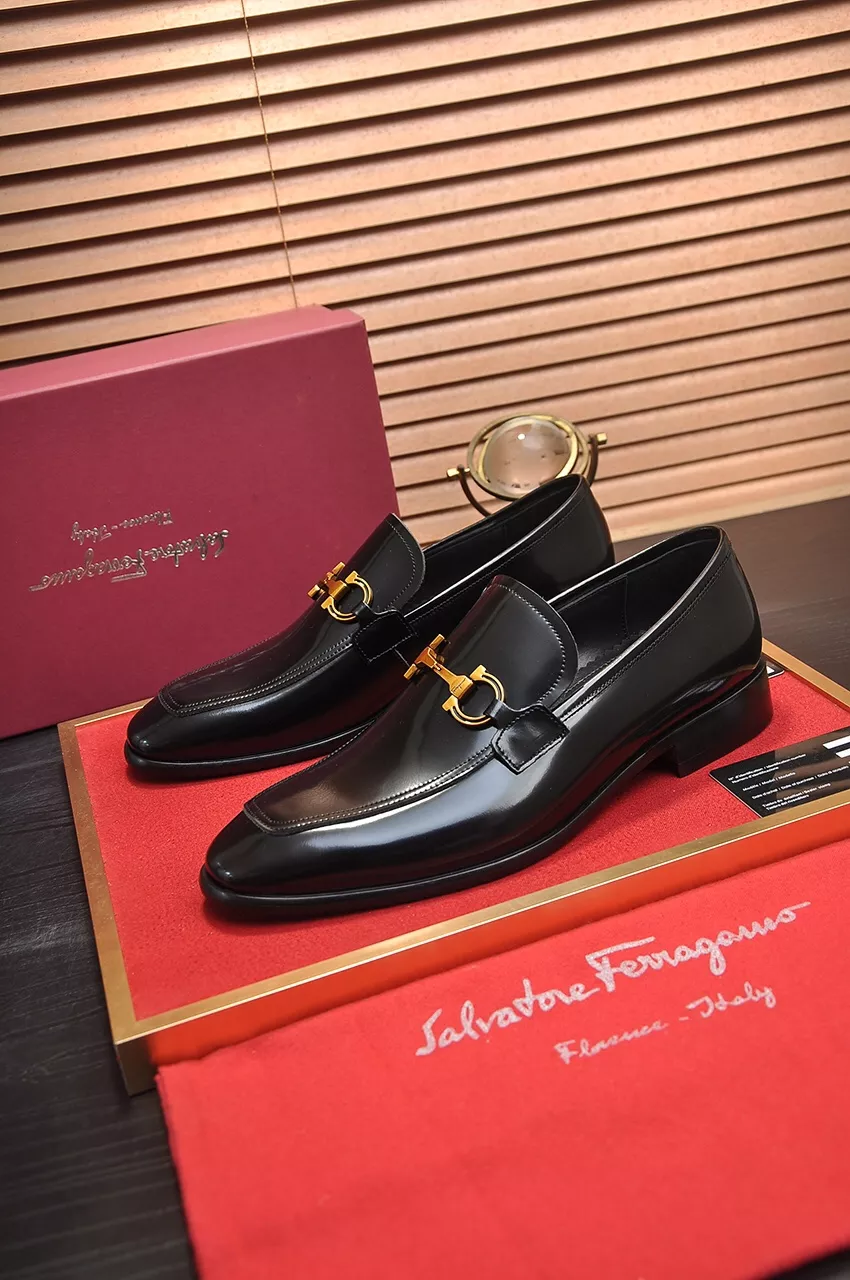 Bold 1537 Salvatore Ferragamo Leather Shoes For Men