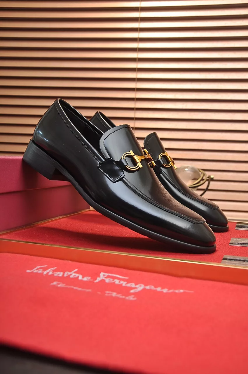 Bold 1537 Salvatore Ferragamo Leather Shoes For Men