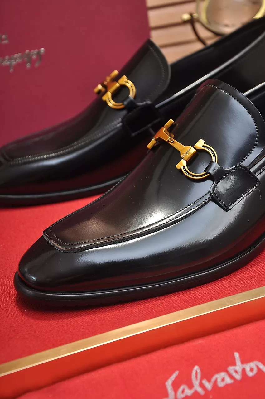 Bold 1537 Salvatore Ferragamo Leather Shoes For Men