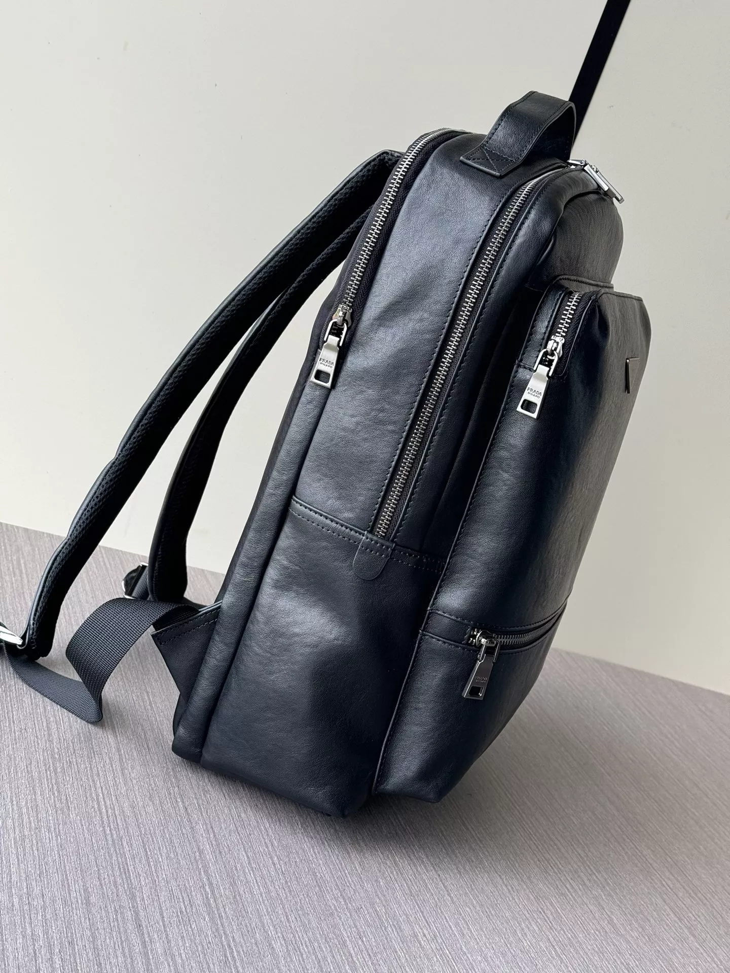 Bold 1582 Prada AAA Man Backpacks