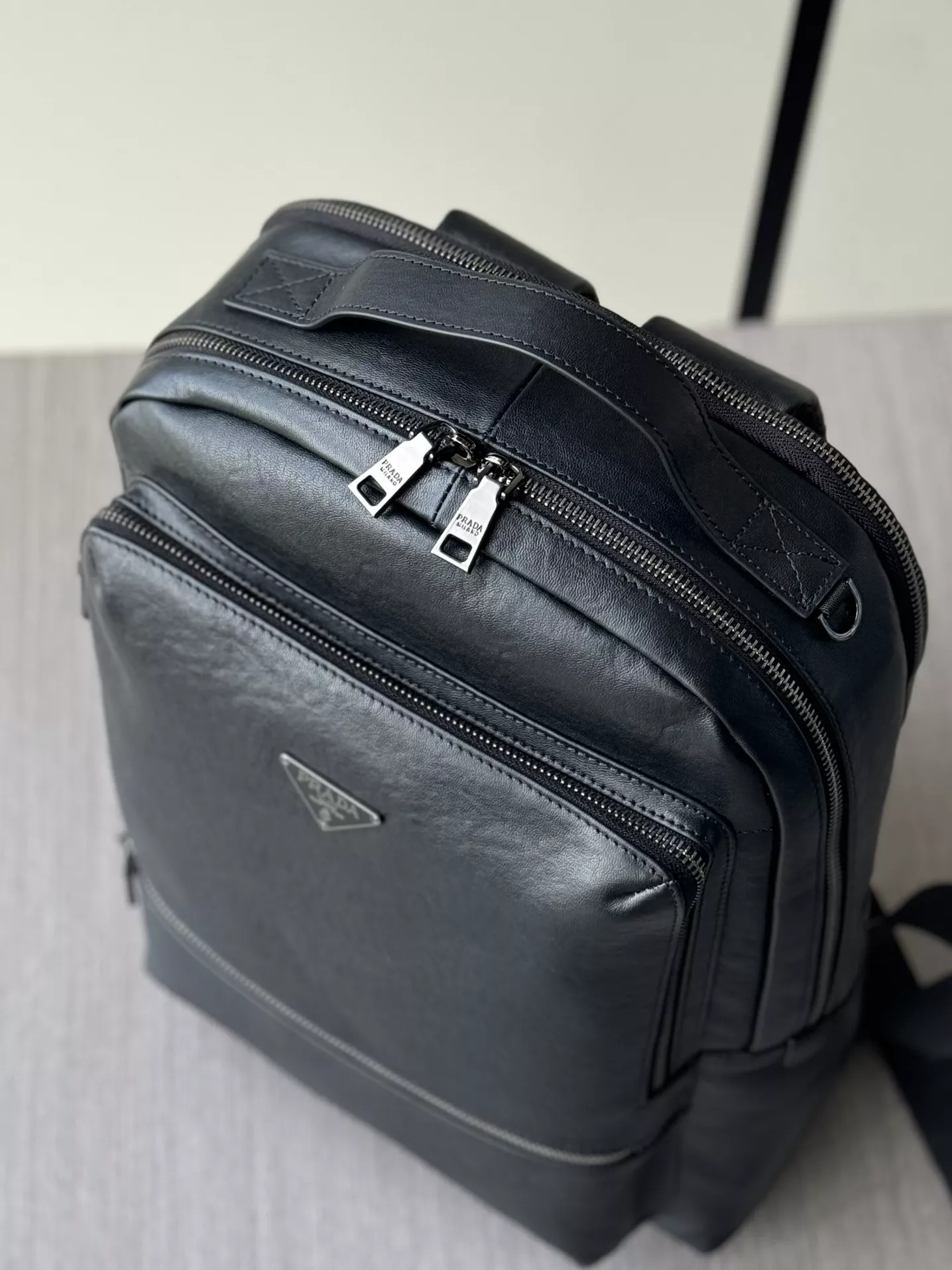 Bold 1582 Prada AAA Man Backpacks