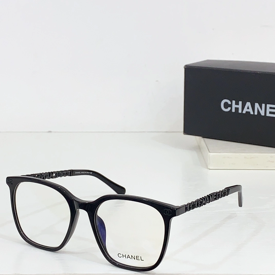 Bold 1607 Chanel Goggles