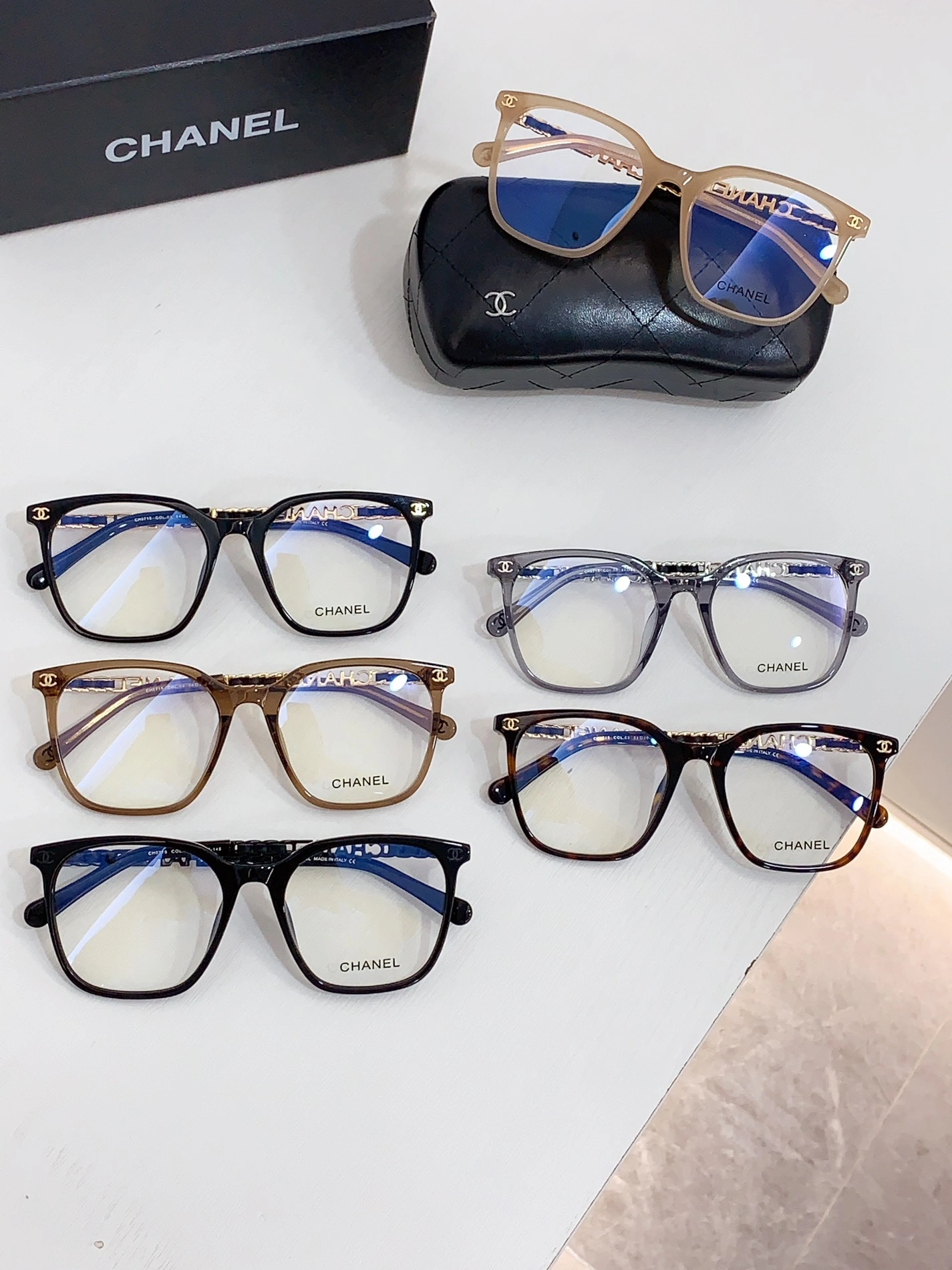 Bold 1607 Chanel Goggles