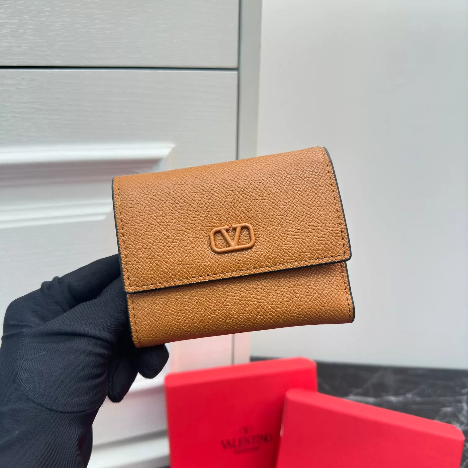 Bold 1632 Valentino Wallets For Women
