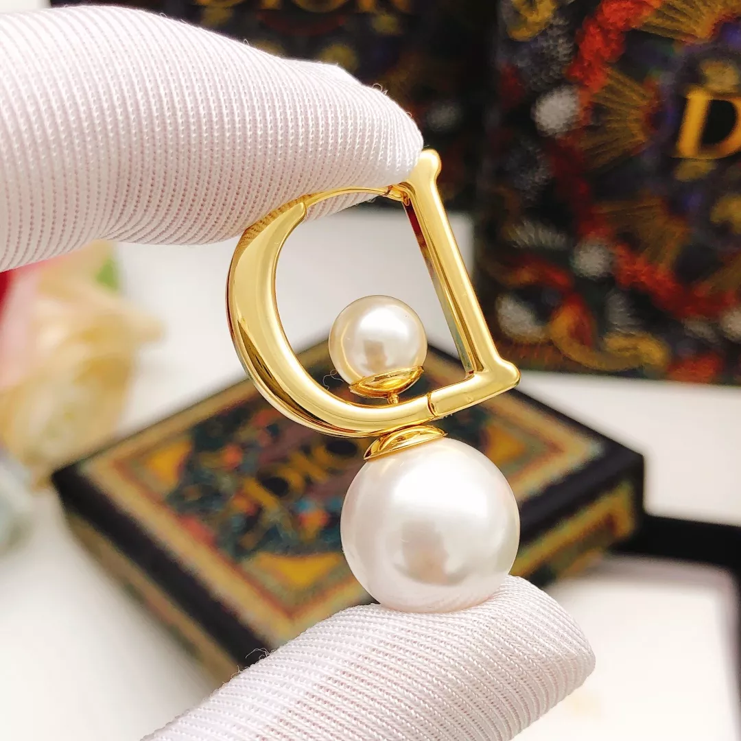 Bold 1644 Christian Dior Earrings For Women