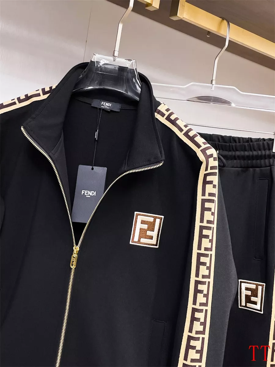 Bold 1653 Fendi Tracksuits Long Sleeved For Men