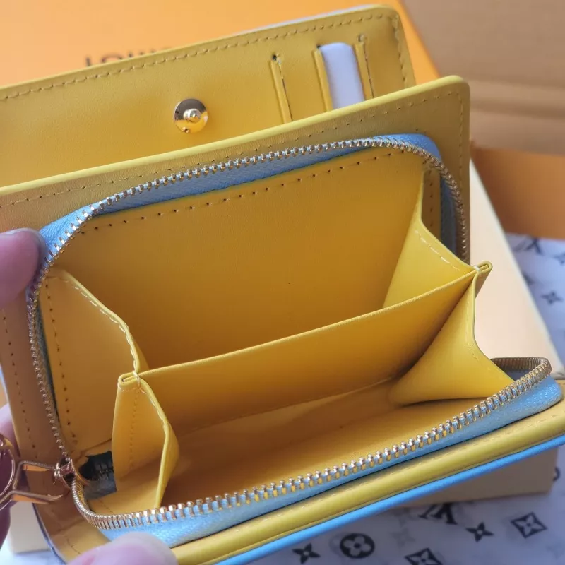 Bold 1687 Louis Vuitton AAA Quality Card Case