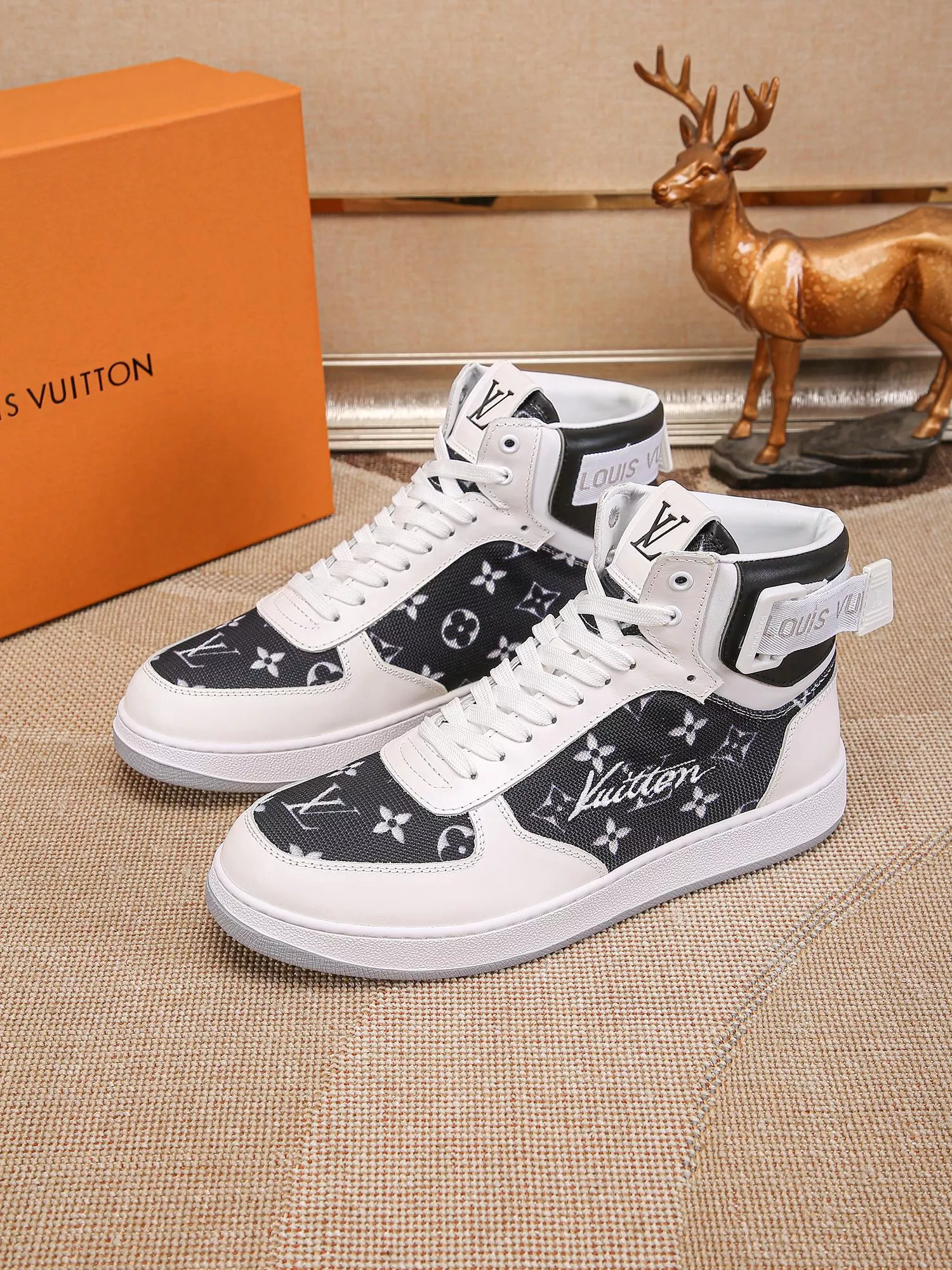 Bold 1695 Louis Vuitton High Tops Shoes For Men