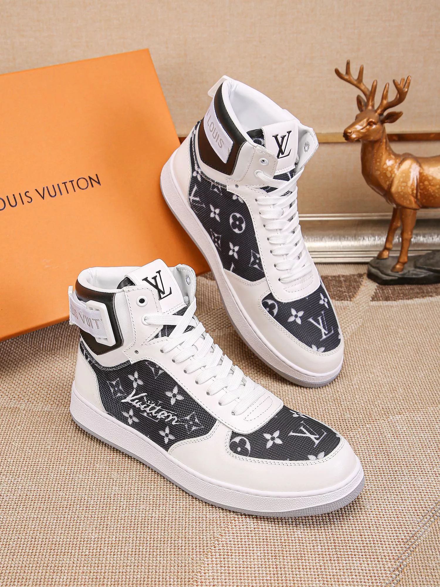 Bold 1695 Louis Vuitton High Tops Shoes For Men