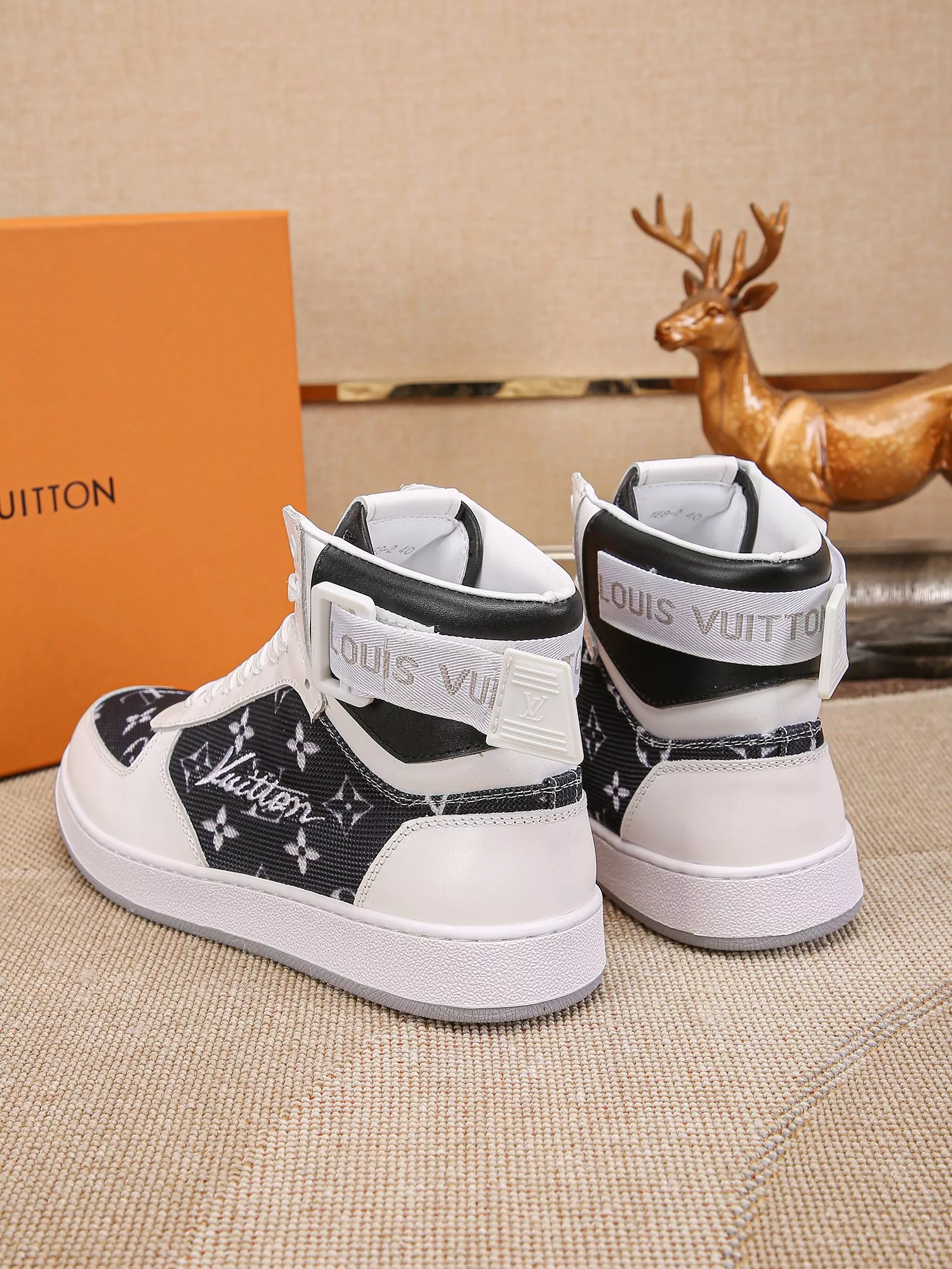 Bold 1695 Louis Vuitton High Tops Shoes For Men
